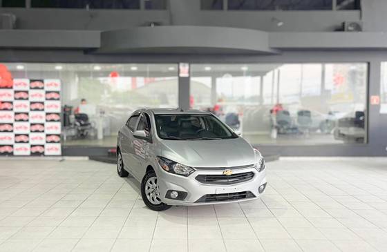CHEVROLET ONIX 1.0 MPFI LT 8V FLEX 4P MANUAL